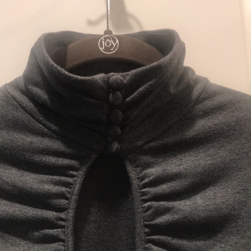 Sel Gray Button Up Turtleneck Top In Size Small - image 4
